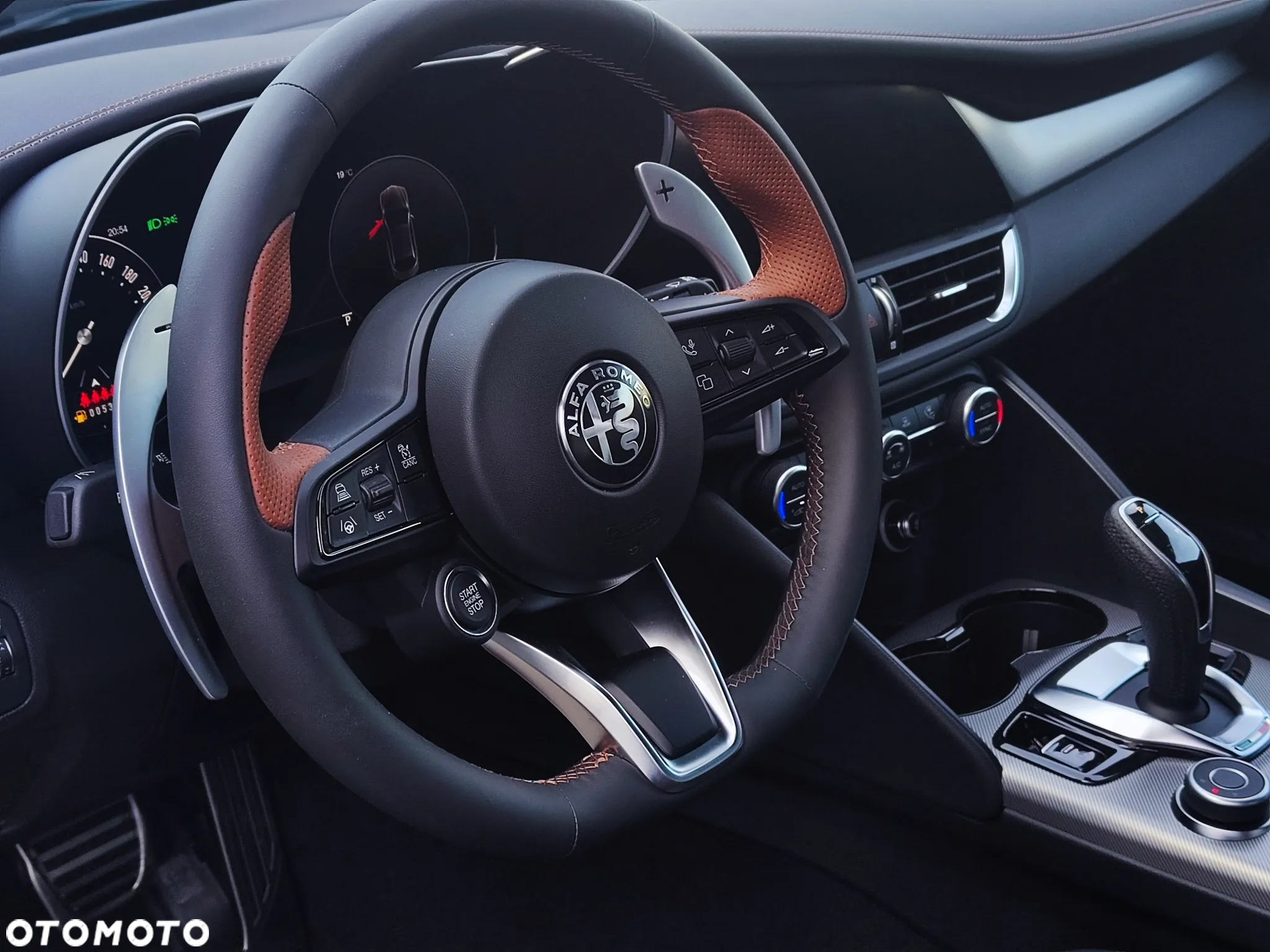 Alfa Romeo Giulia 2.0 Turbo Intensa Q4 - 16