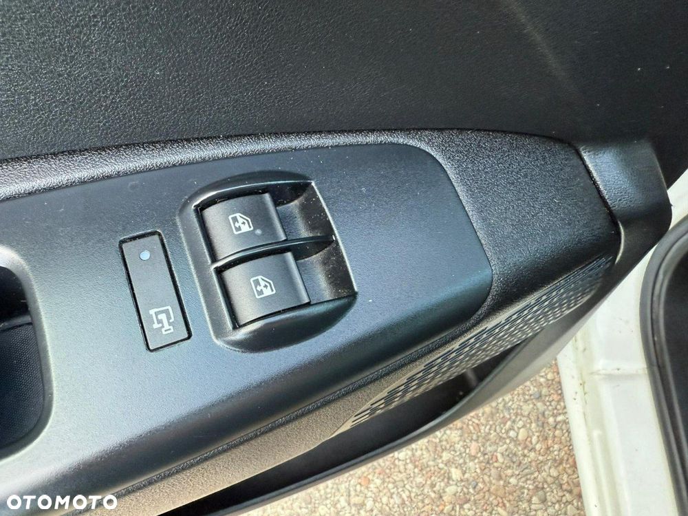 Fiat Doblo - 19