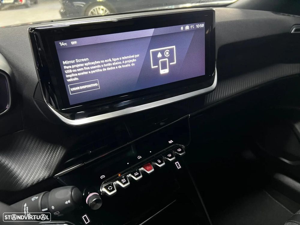 Peugeot 2008 1.2 Hybrid Allure e-DCS6 - 28