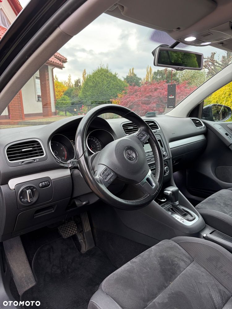 Volkswagen Golf - 12