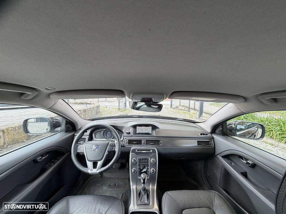 Volvo XC 70 2.0 D4 Summum Dynamic Geartronic - 19