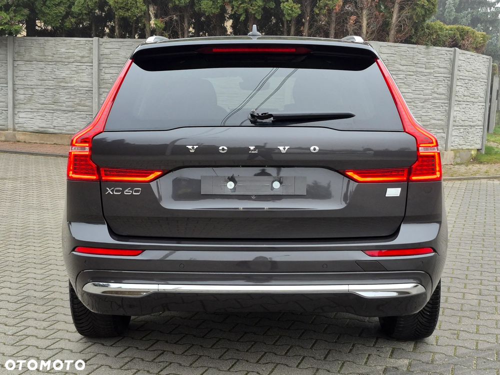 Volvo XC 60 T6 Plug-In Hybrid AWD Inscription - 8