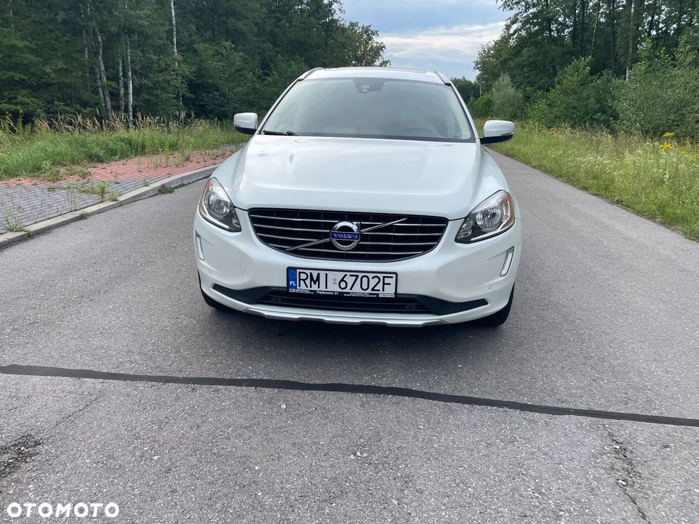 Volvo XC 70 T6 AWD Momentum - 9