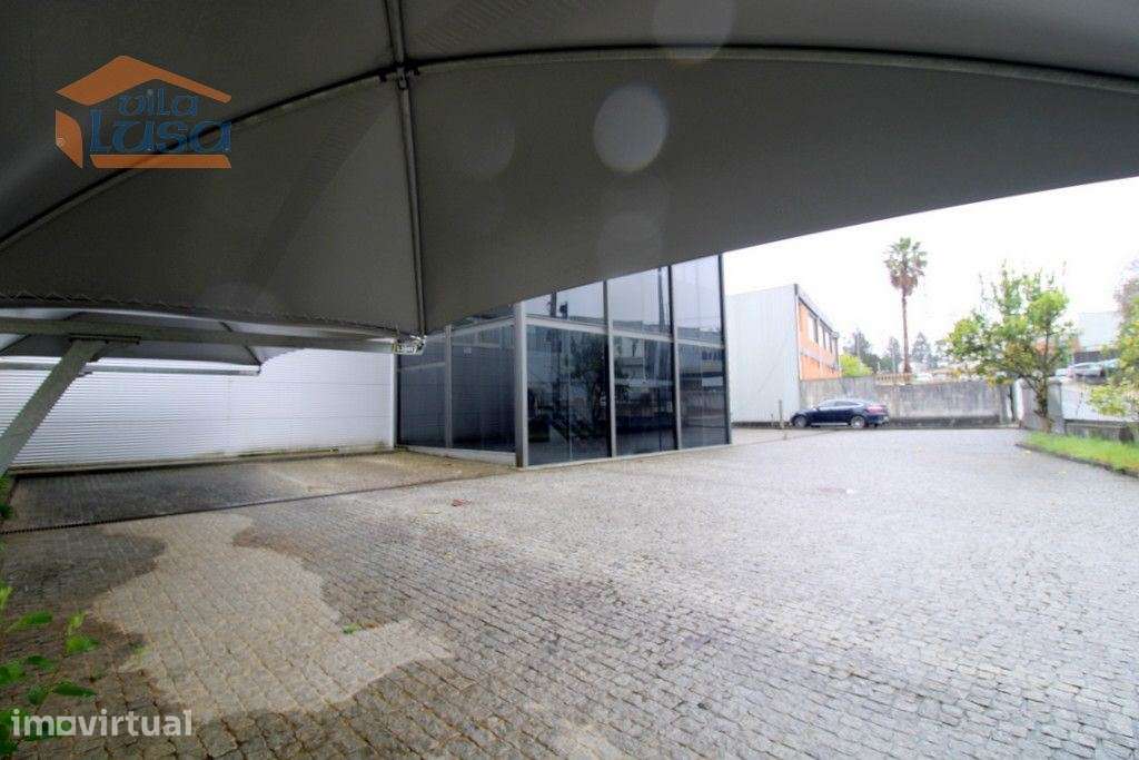 Pavilhão Industrial Moderno à Venda em São João da Madeira - Grande imagem: 4/27
