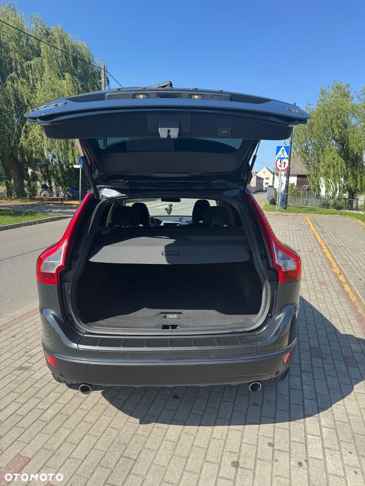 Volvo XC 60 2.4D AWD - 5