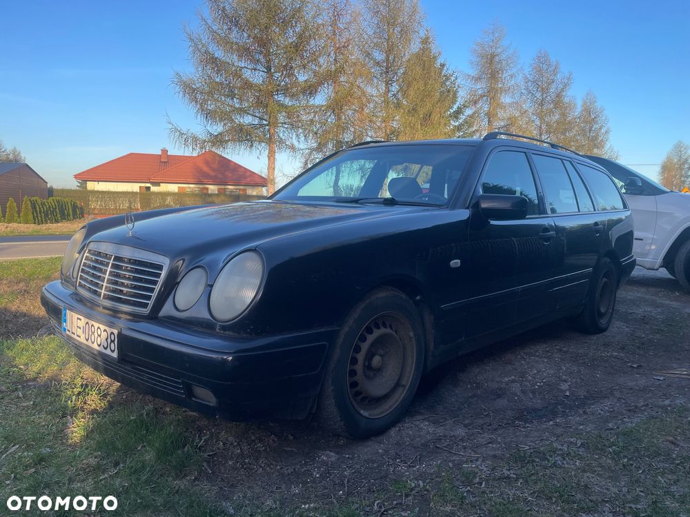 Mercedes-Benz Klasa E - 4