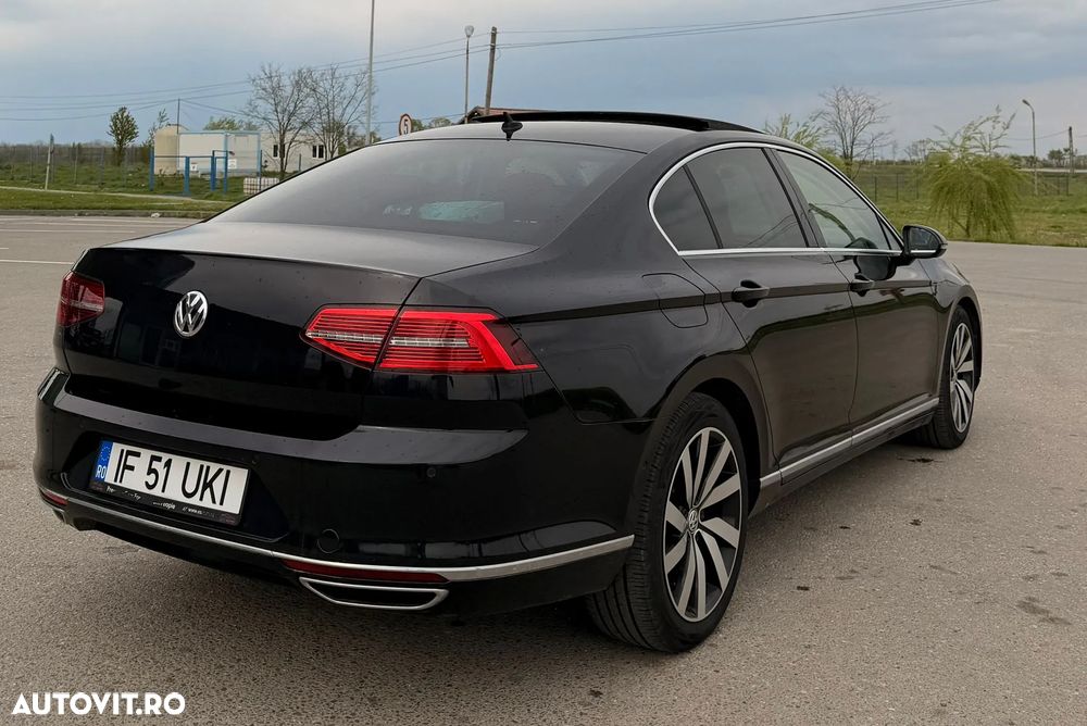 Volkswagen Passat - 16