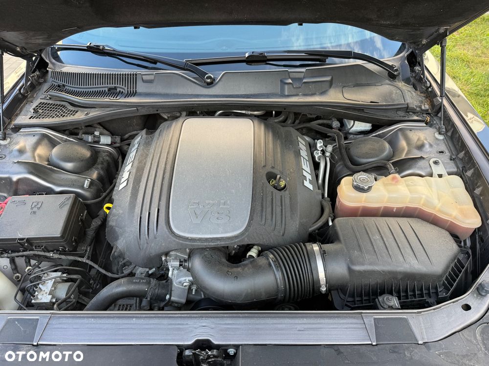 Dodge Challenger 5.7 R/T - 17