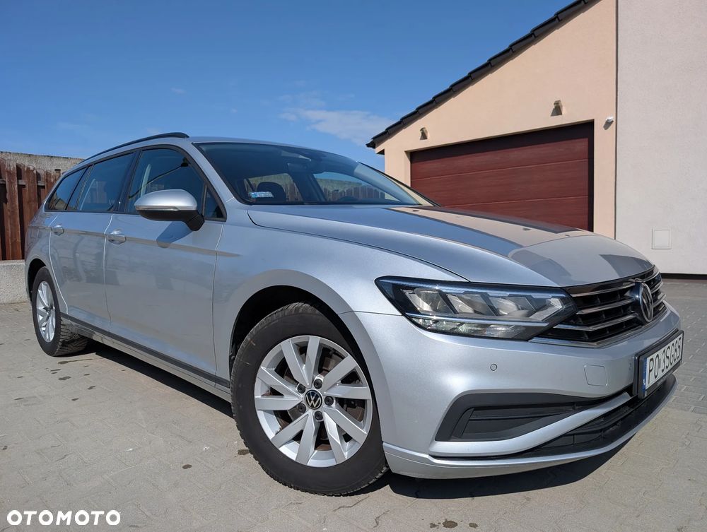 Volkswagen Passat - 2