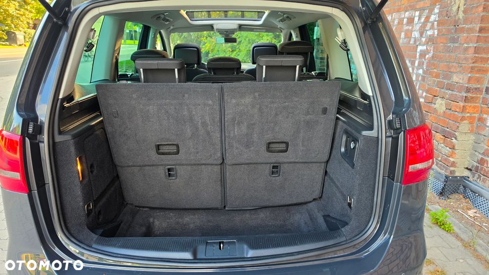 Volkswagen Sharan 2.0 TDI Highline - 13