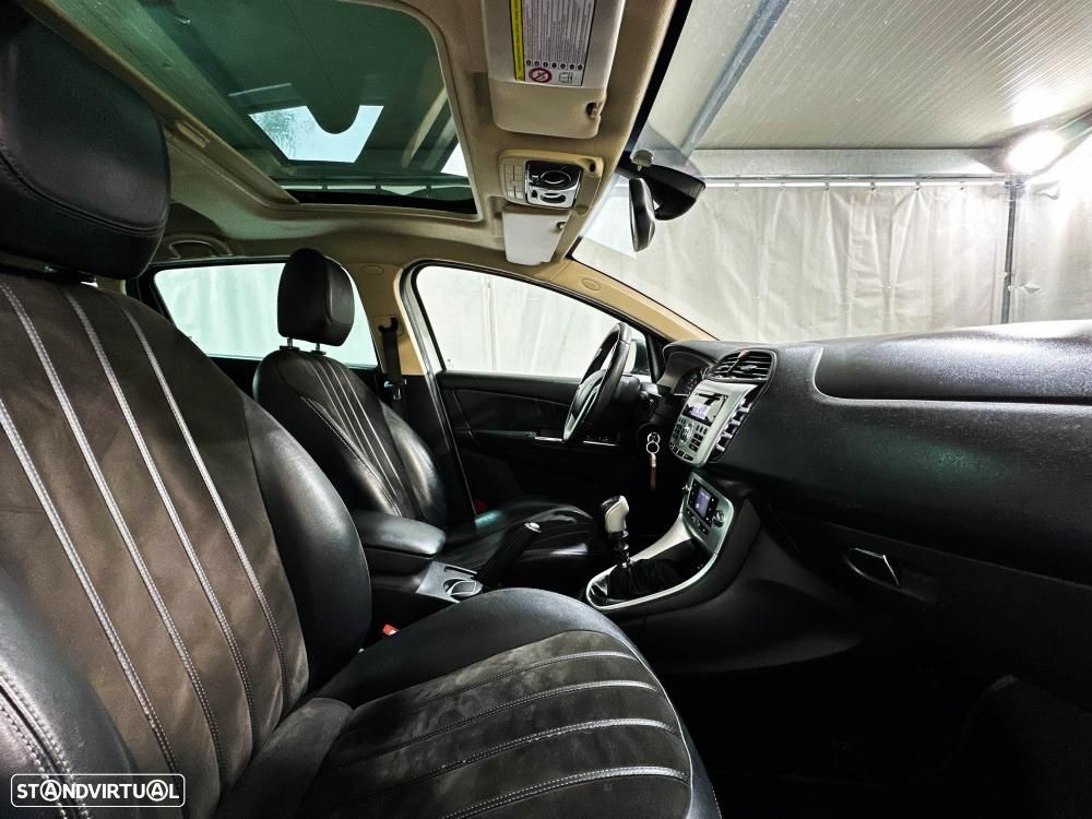 Lancia Delta 1.6 M-Jet Platino - 29
