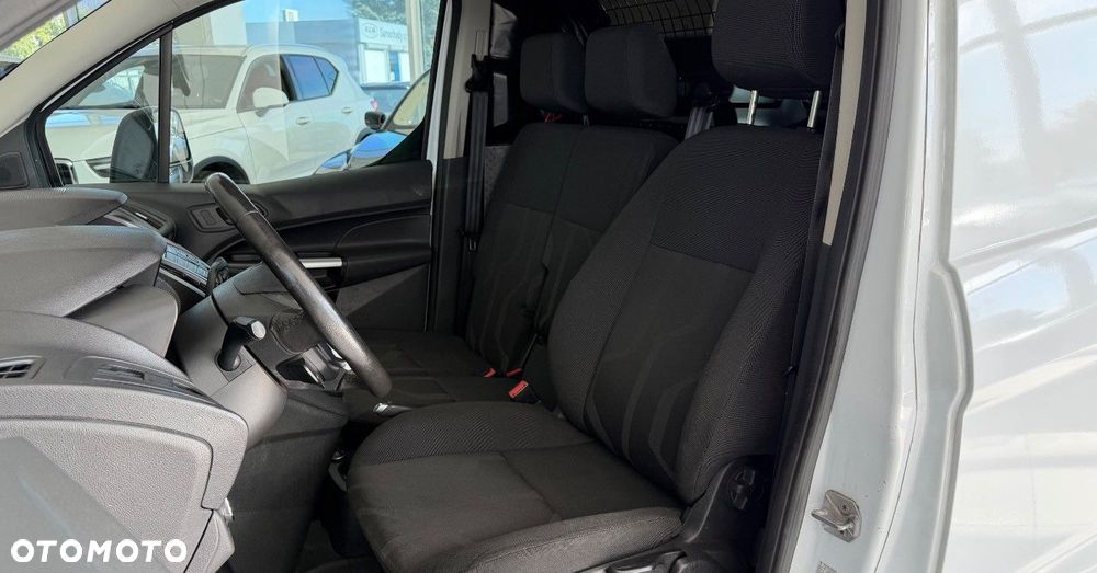 Ford Transit Connect - 18