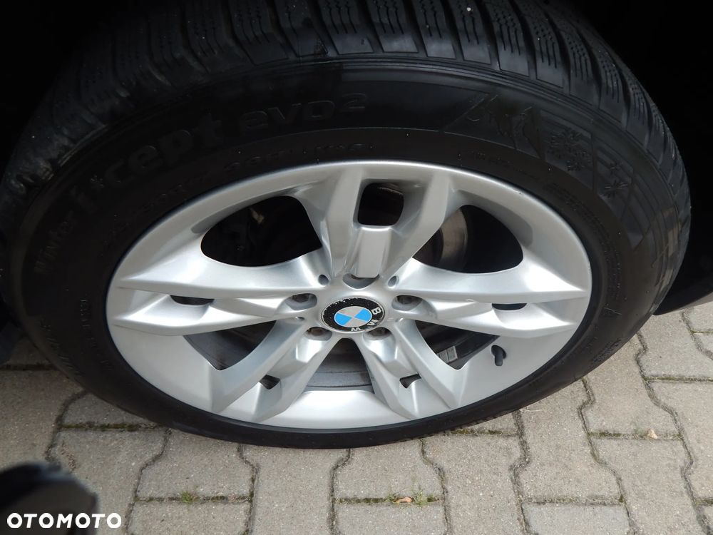 BMW X1 xDrive20i - 24