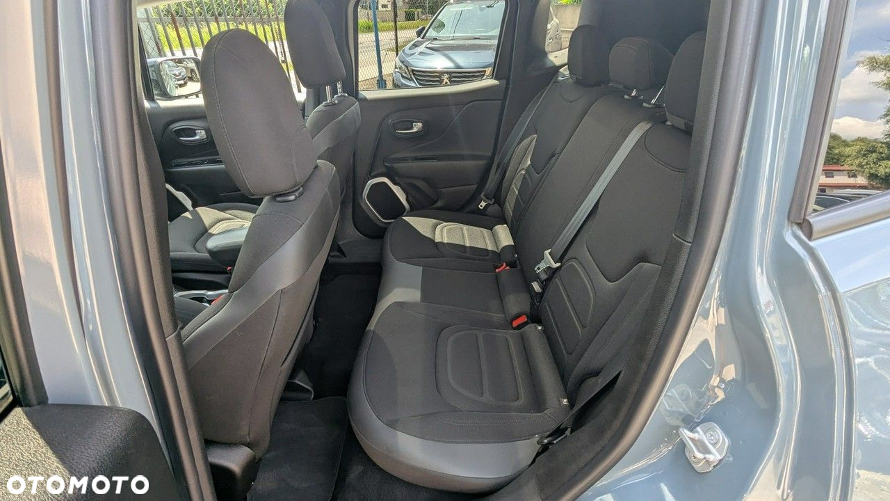 Jeep Renegade - 14