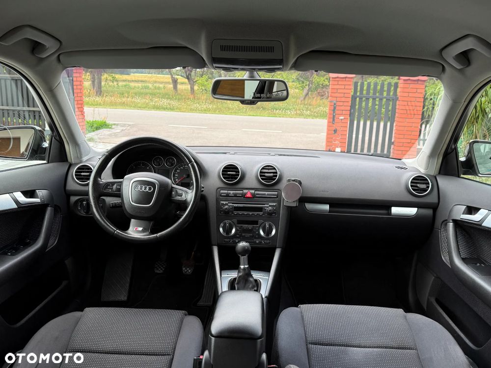 Audi A3 Sportback 2.0 TDI DPF quattro S line Sportpaket plus - 15