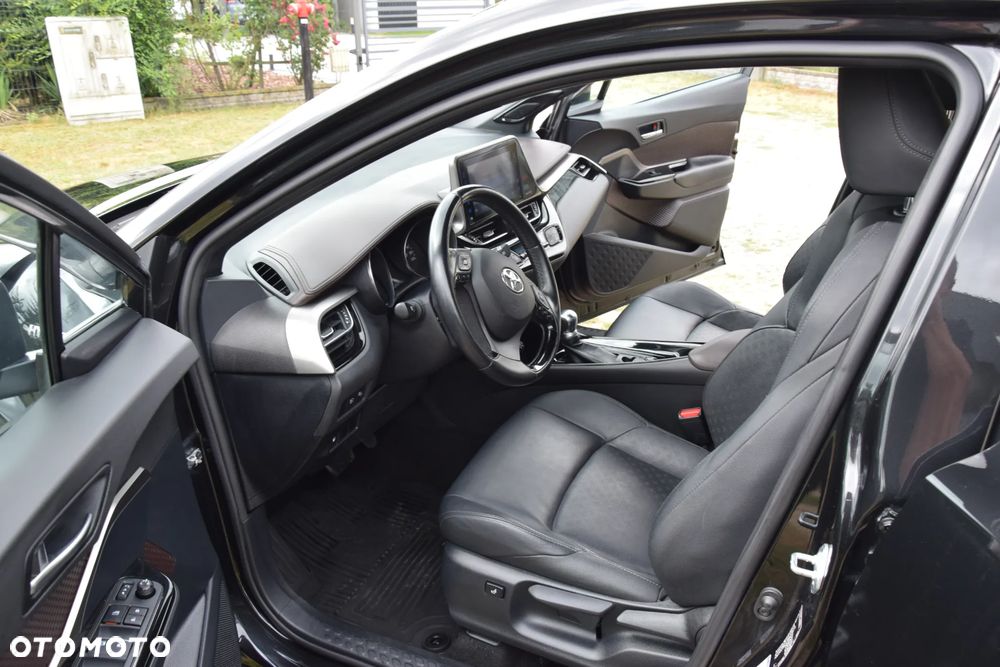 Toyota C-HR Business-Edition - 22