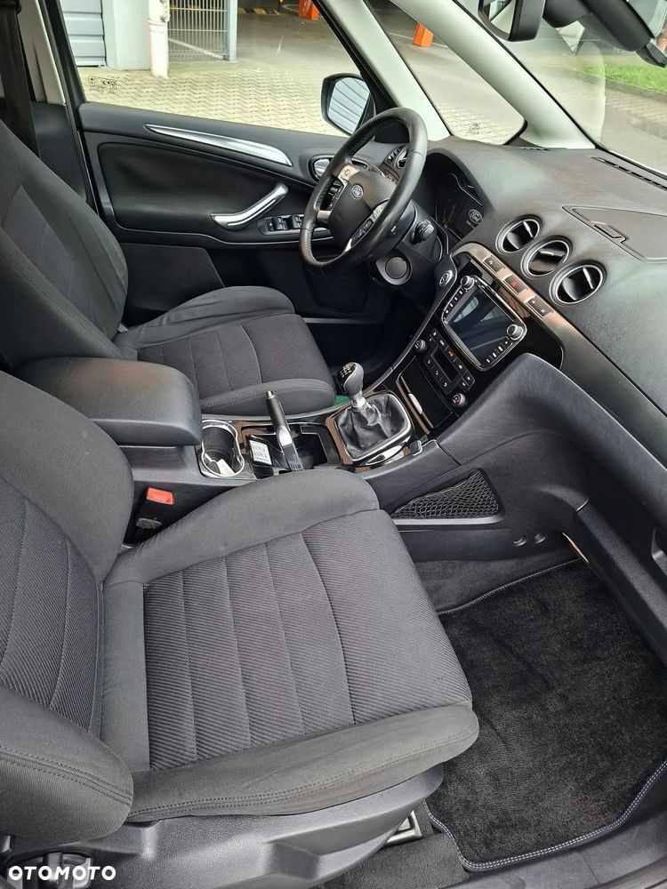 Ford S-Max 2.0 TDCi DPF Titanium - 8