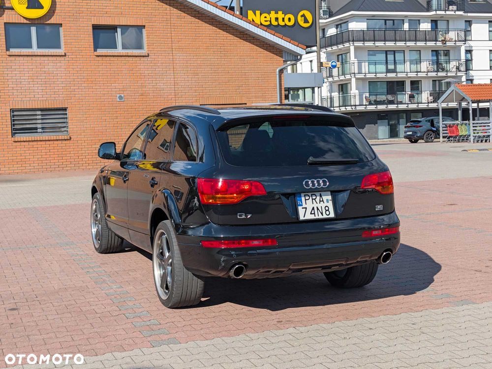 Audi Q7 - 7