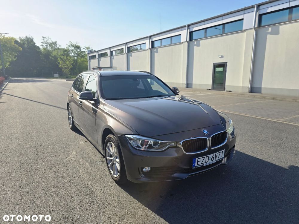 BMW Seria 3 318d - 1