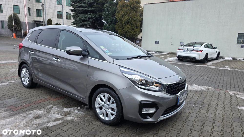 Kia Carens 1.7 CRDi Business Line 7os 7DCT - 6