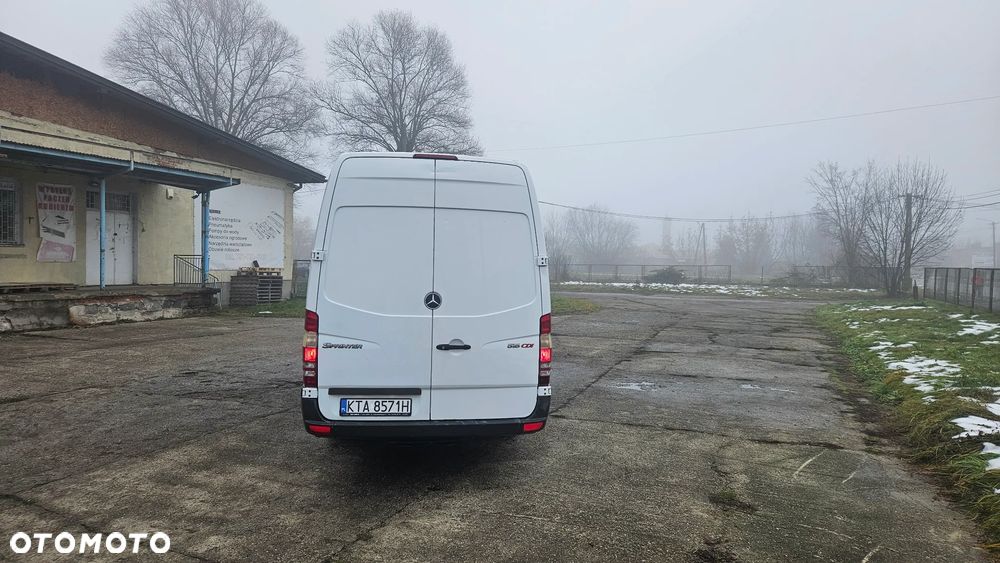 Mercedes-Benz Sprinter 516 - 7