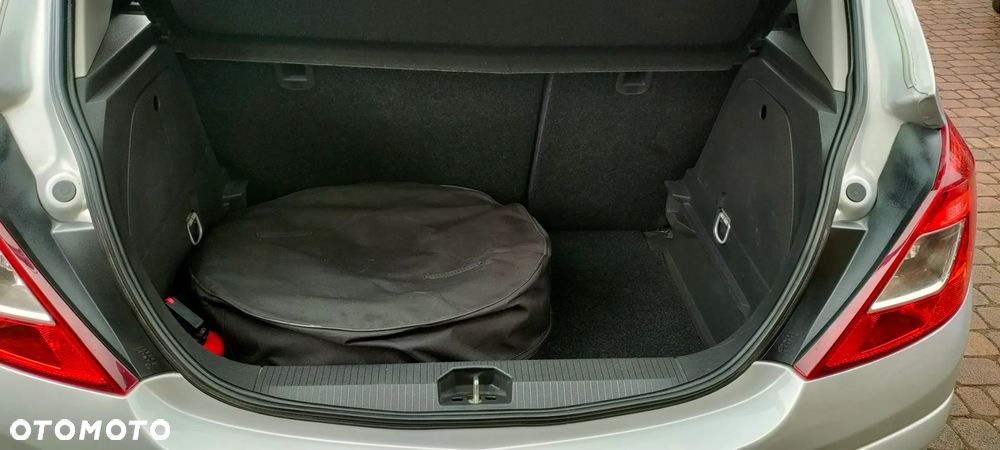 Opel Corsa 1.4 16V Enjoy - 7