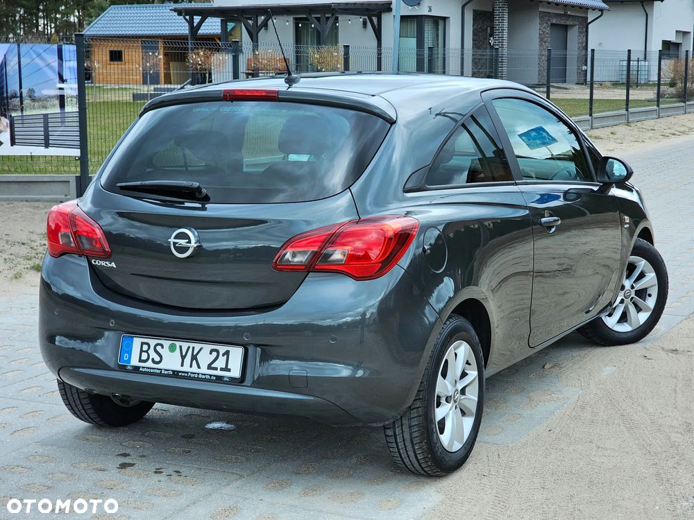 Opel Corsa 1.2 16V Cosmo - 4