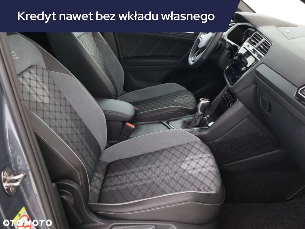 Volkswagen Tiguan - 11