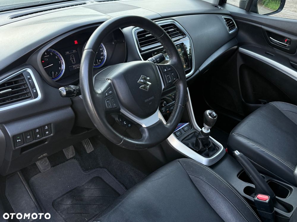 Suzuki SX4 S-Cross - 12