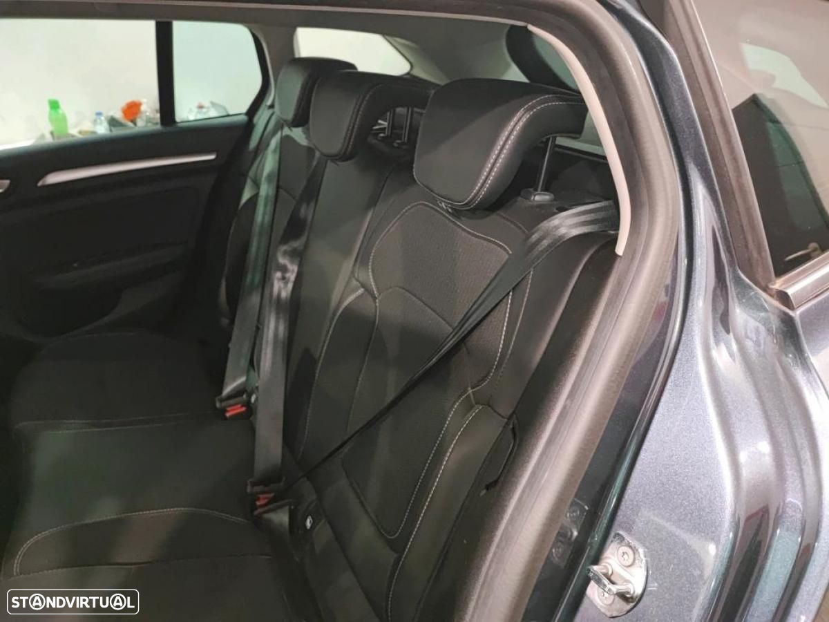 Renault Mégane Sport Tourer 1.5 Blue dCi Intens - 8