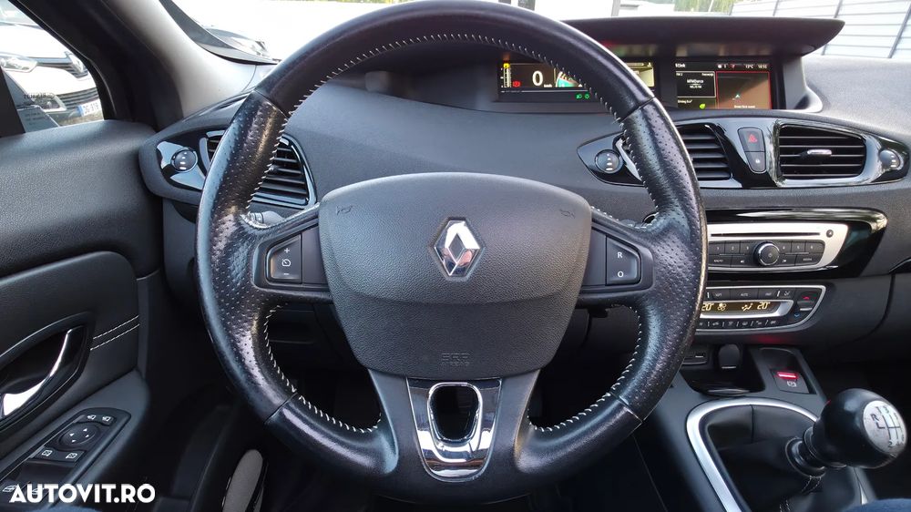 Renault Scenic ENERGY dCi 130 INITIALE PARIS - 26