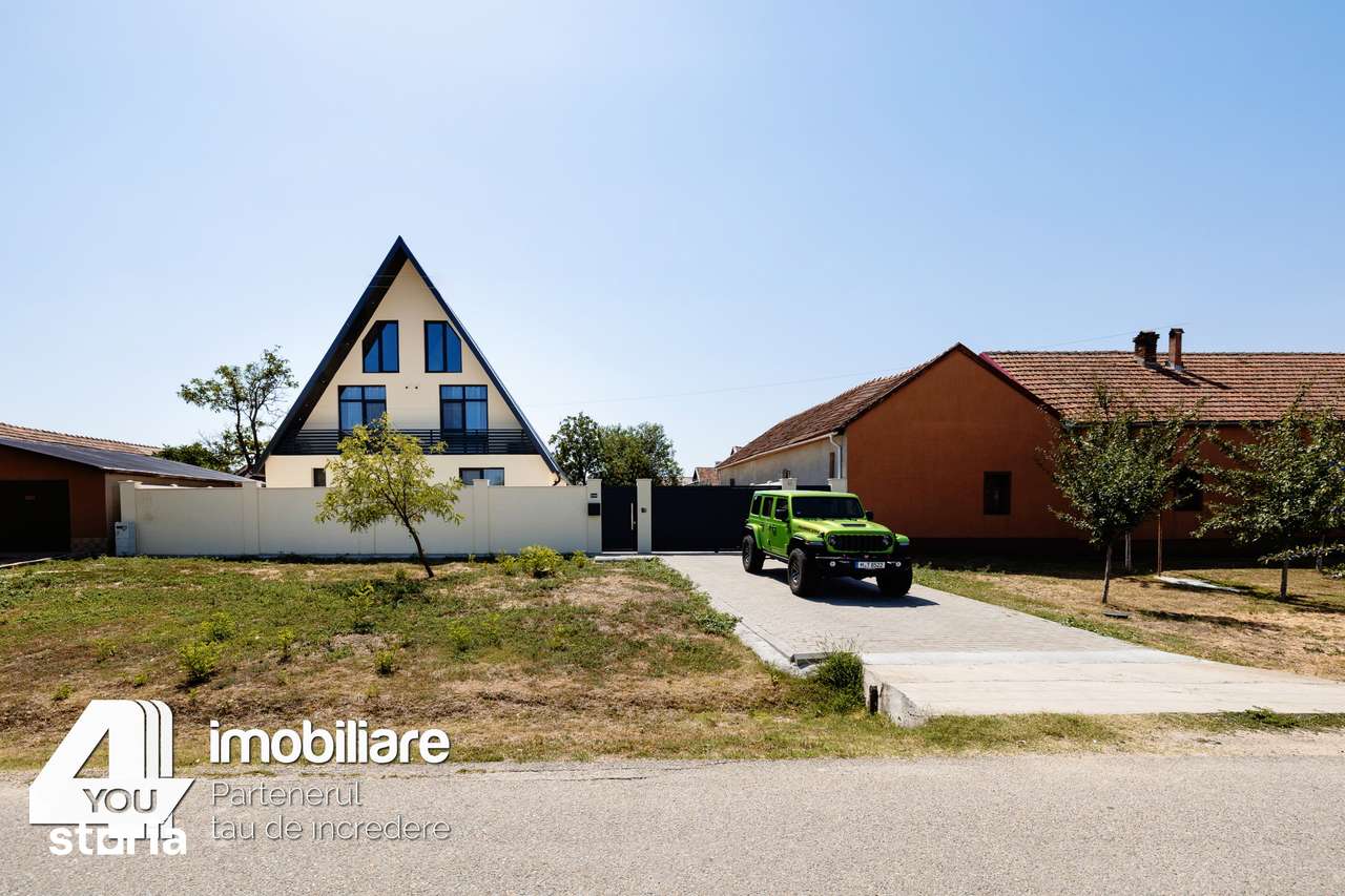 Vilă spectaculoasă cu piscină în Frumușeni-Arad, cu teren 758 mp - Imagine principală: 4/20
