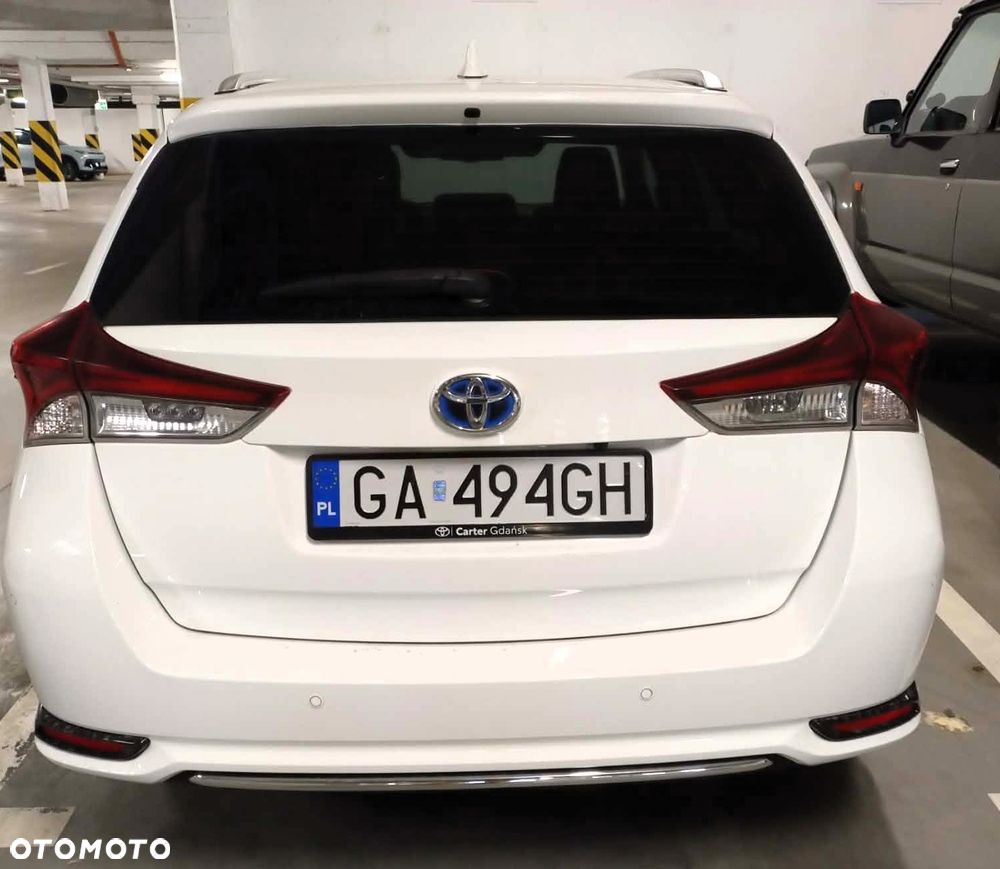 Toyota Auris Hybrid 135 Prestige - 4