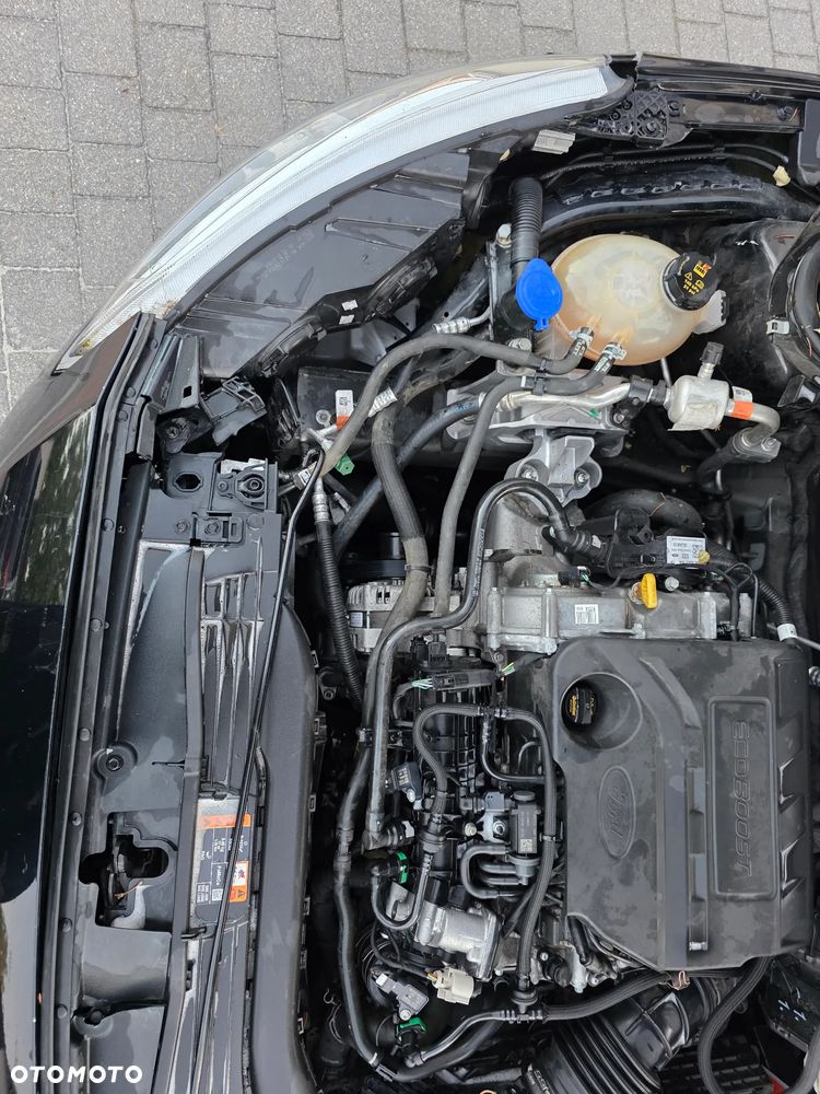 Ford Focus 1.0 EcoBoost Hybrid ACTIVE - 21