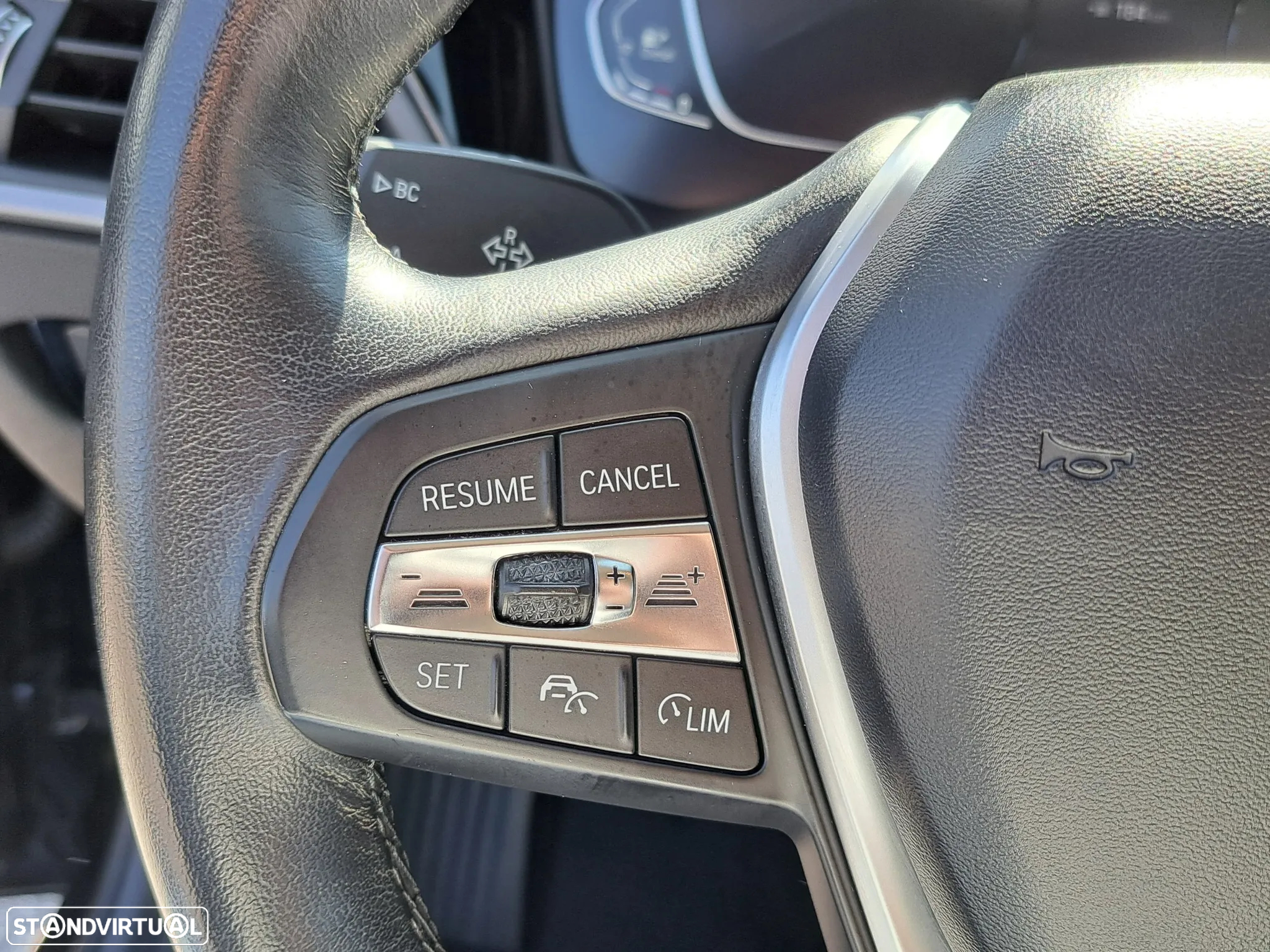 BMW 320 d Auto - 32
