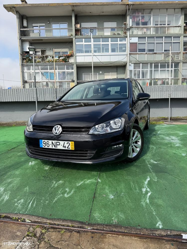 VW Golf 1.6 TDi Trendline BlueMotion - 1