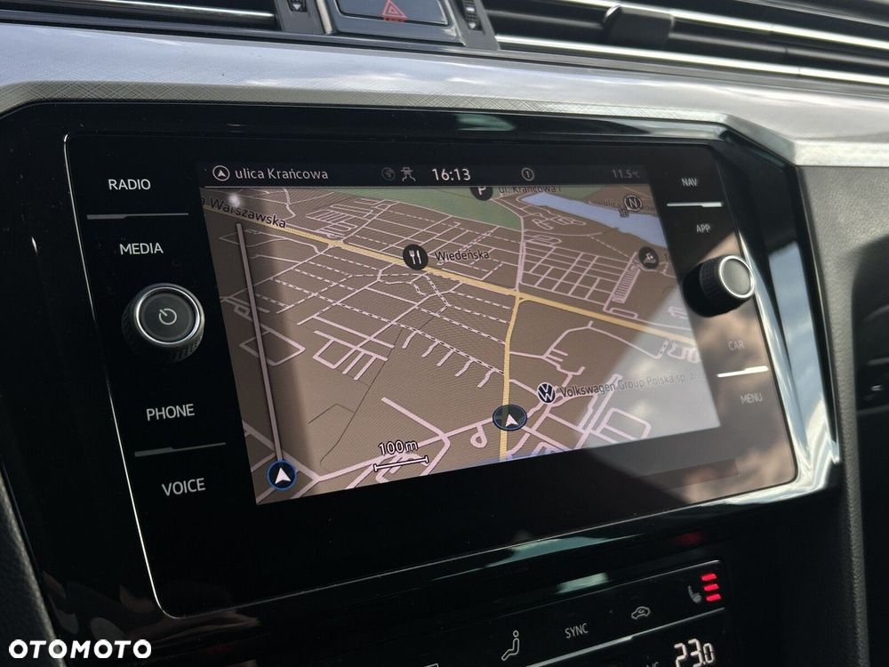 Volkswagen Passat Variant 2.0 TDI EVO Business - 27