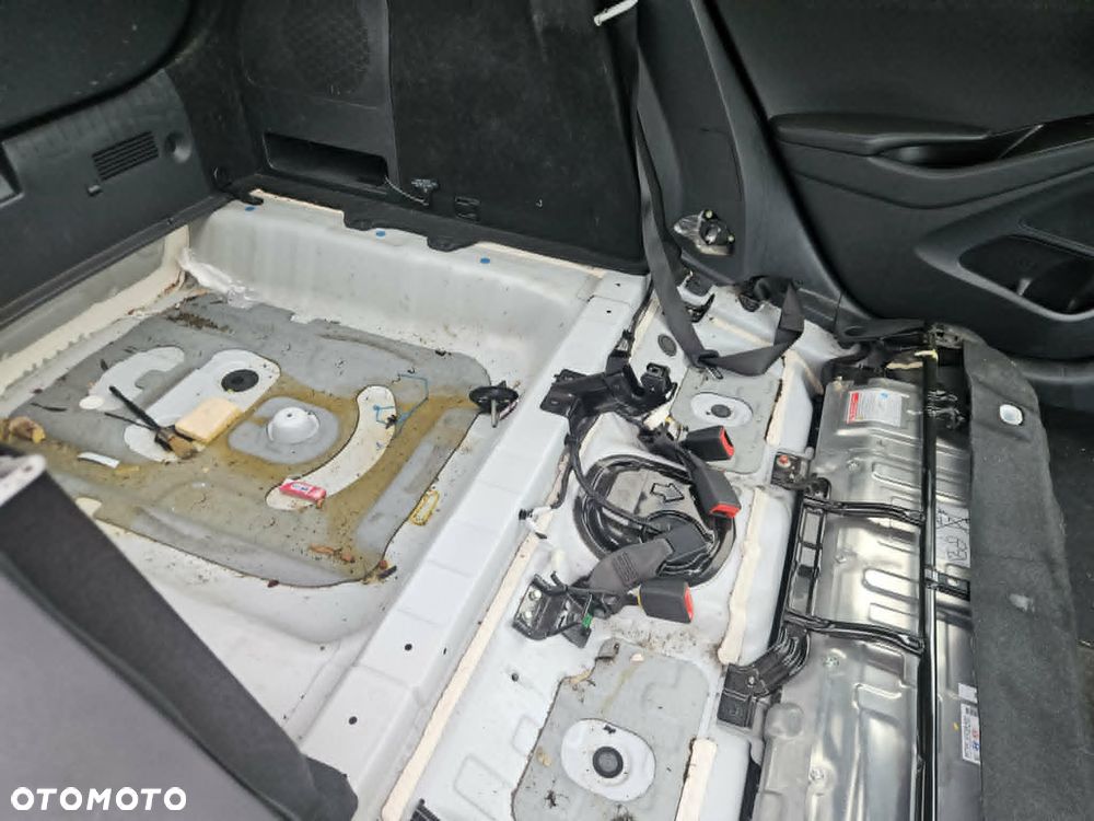 Hyundai IONIQ 1.6 GDI Premium - 15