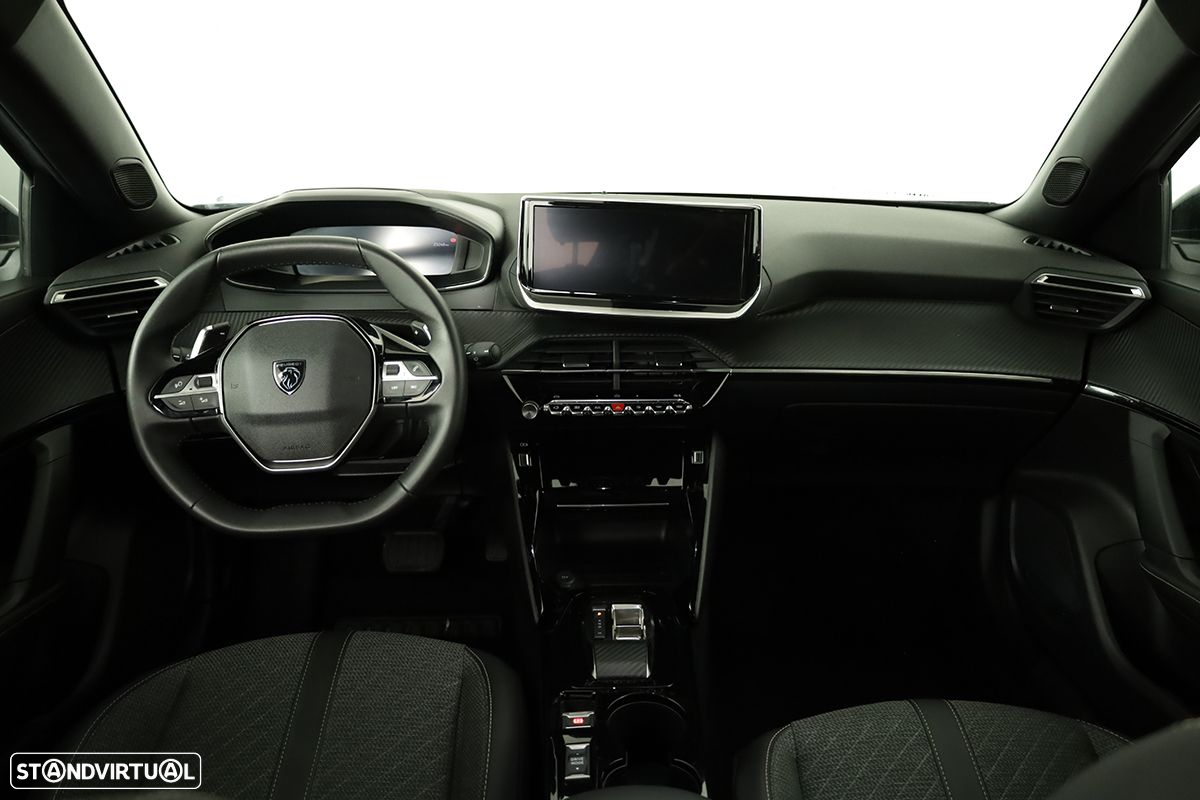Peugeot 2008 1.2 PureTech Allure EAT8 - 8