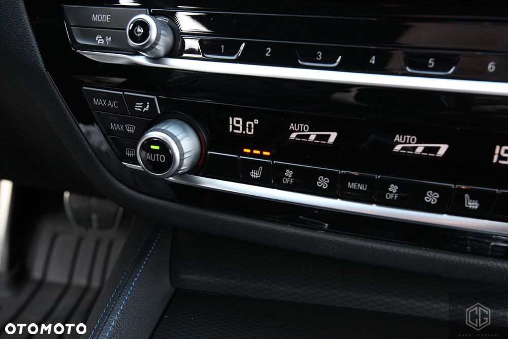 BMW Seria 5 520d xDrive M Sport sport - 26