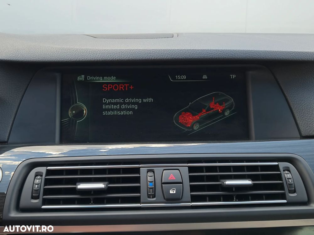 BMW Seria 5 520d Touring Aut. Luxury Line - 28
