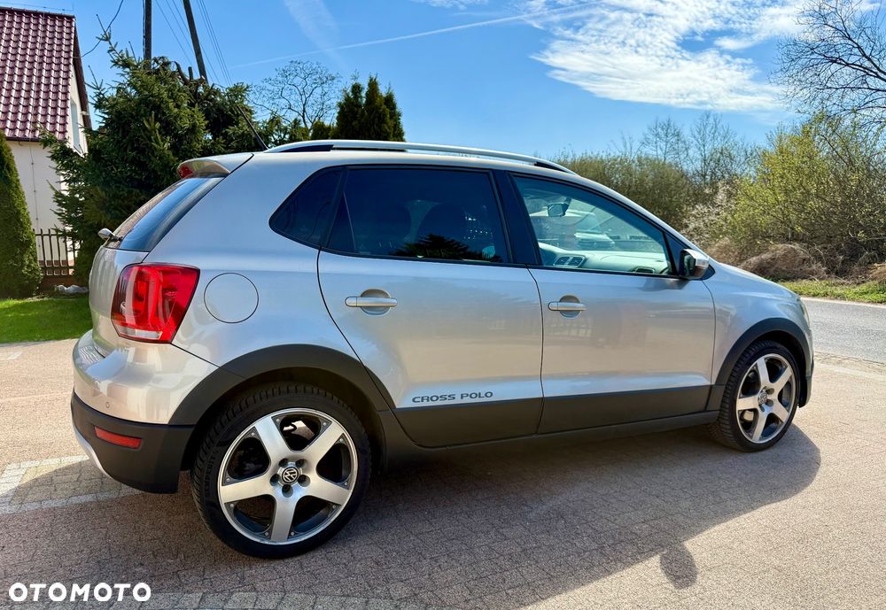 Volkswagen Polo Cross - 9