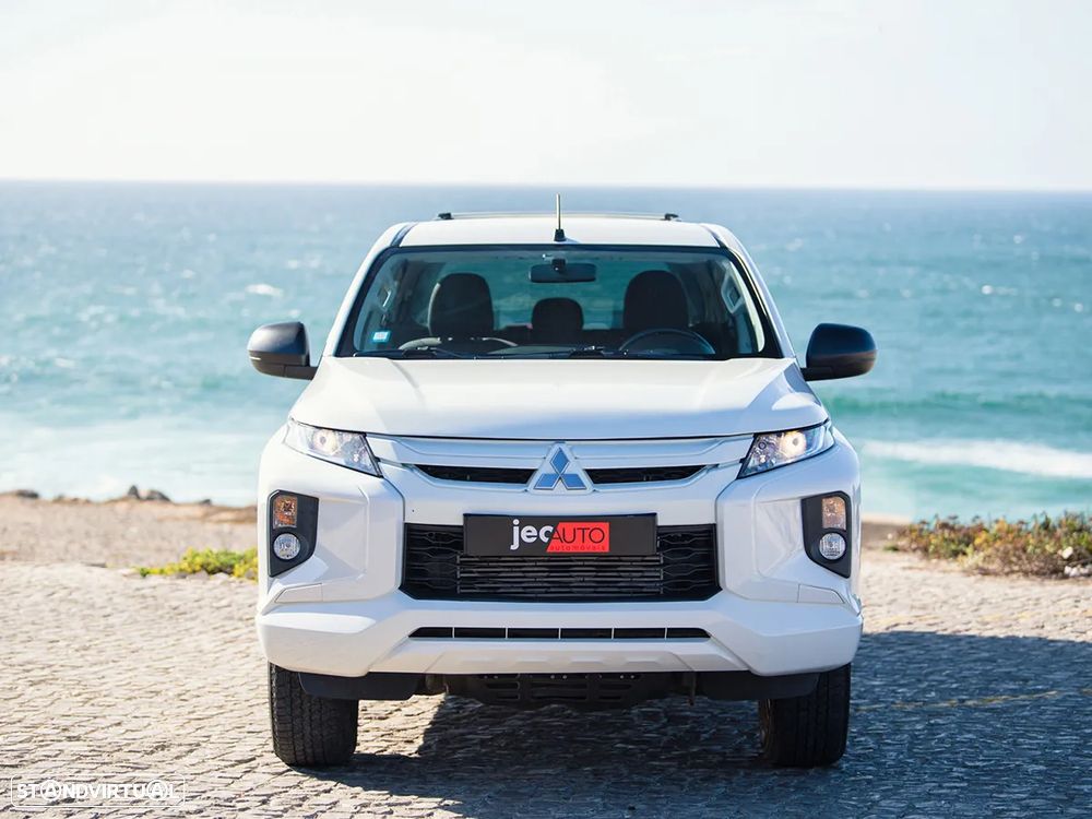 Mitsubishi L200 2.3 DI-D Space Cab Invite 4WD - 8