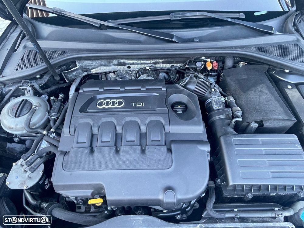 Audi A3 1.6 TDI Advance - 9