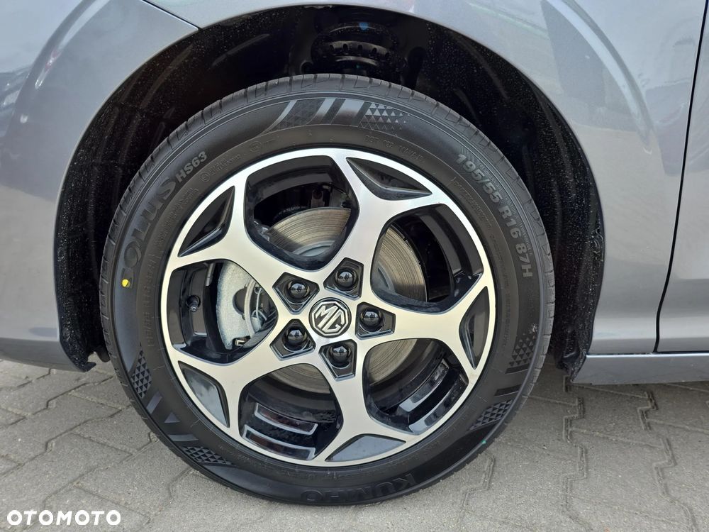 MG MG3 1.5 Excite - 18