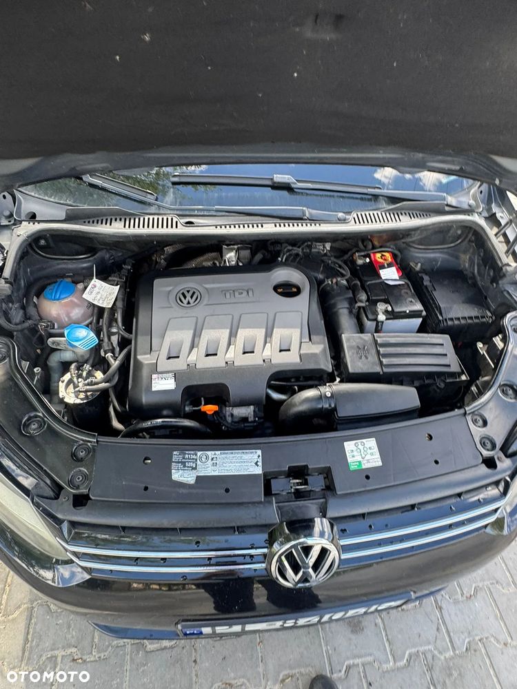 Volkswagen Touran 2.0 TDI Highline DSG - 31