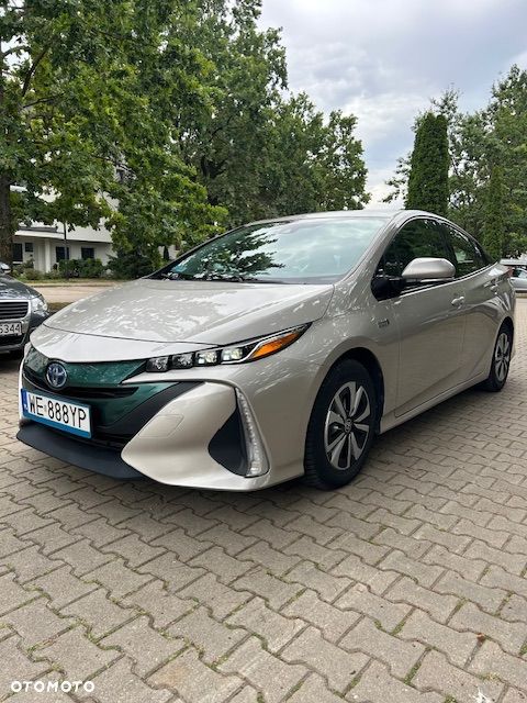 Toyota Prius Plug-in 1.8 Hybrid Executive - 1
