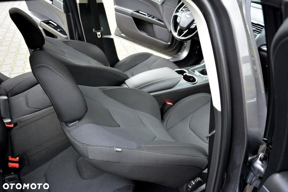 Ford Mondeo - 18