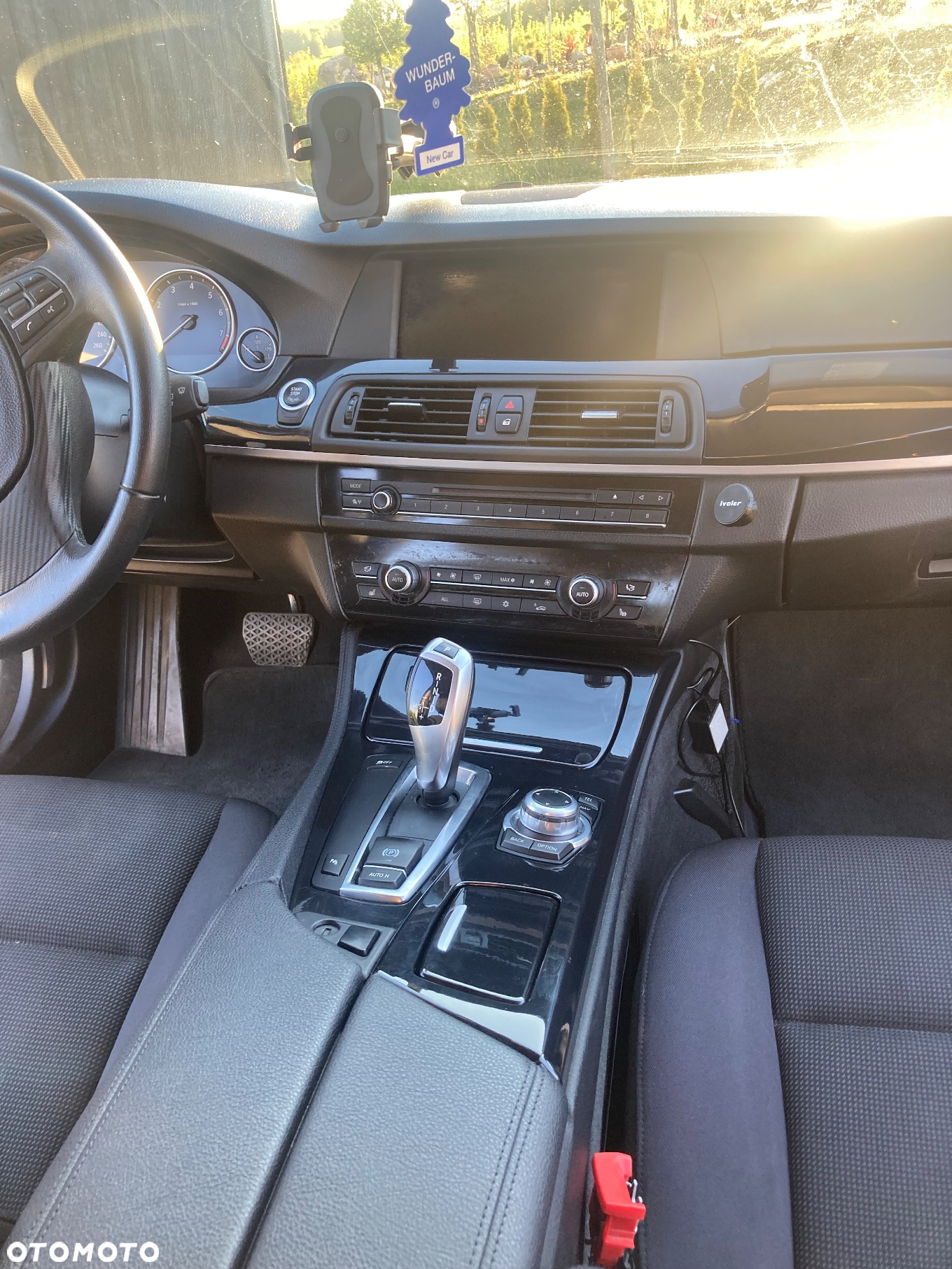 BMW Seria 5 523i Touring Sport-Aut - 11