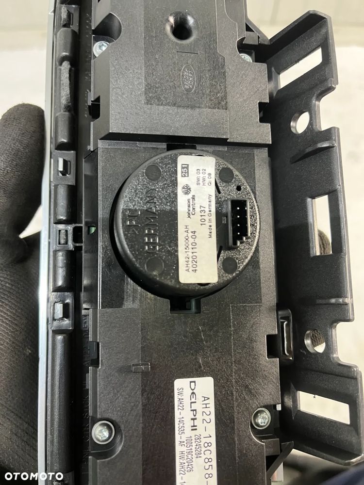 DISCOVERY 4 L319 PANEL STEROWANIA RADIA - 6